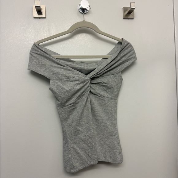 Aritzia Gray Twist-Front Tank Top - Picture 4 of 5